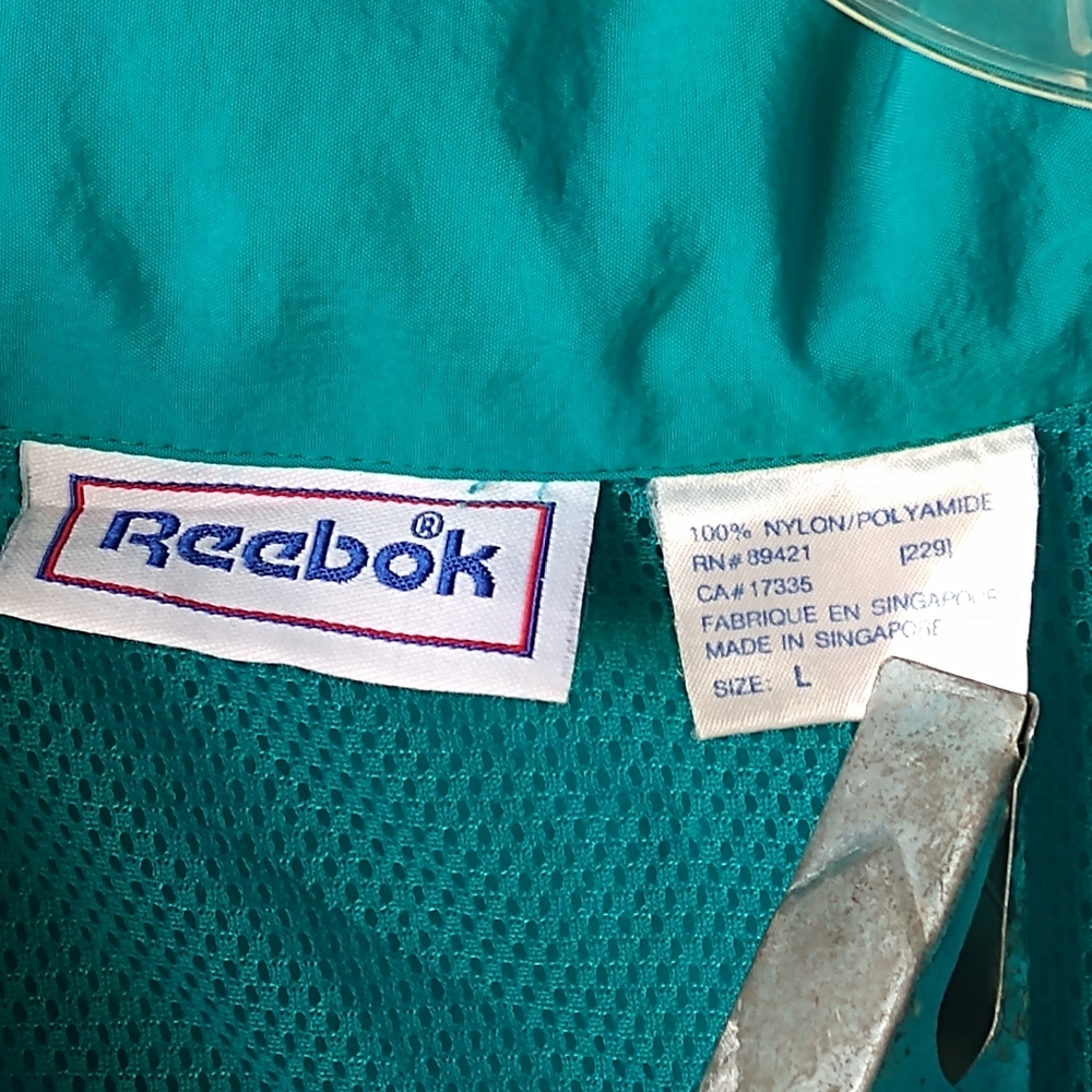 Vintage Reebok - Picture 8 of 8